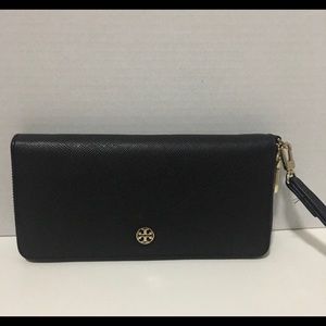 Tory Burch Perry Continental Wallet/Wristlet